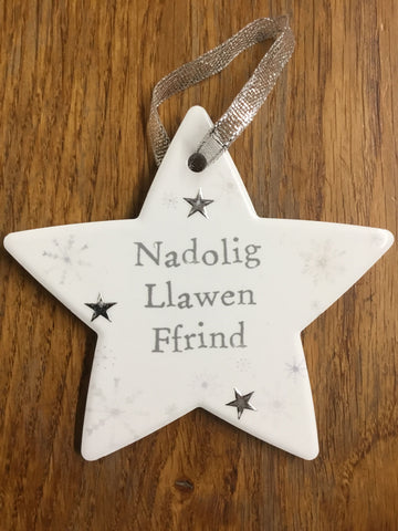 Addurn Nadolig seramig siâp Seren - 'Nadolig Llawen Ffrind'