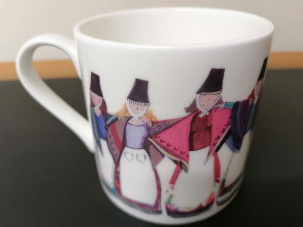 Large Mug - 'Un Cwtsh Mawr' by Lizzie Spikes'