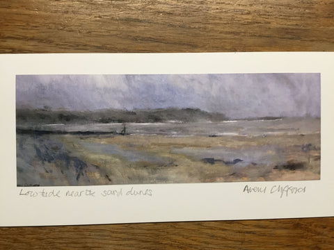 Cerdyn cyfarch gan Averil Rees 'Low tide near the sand dunes'