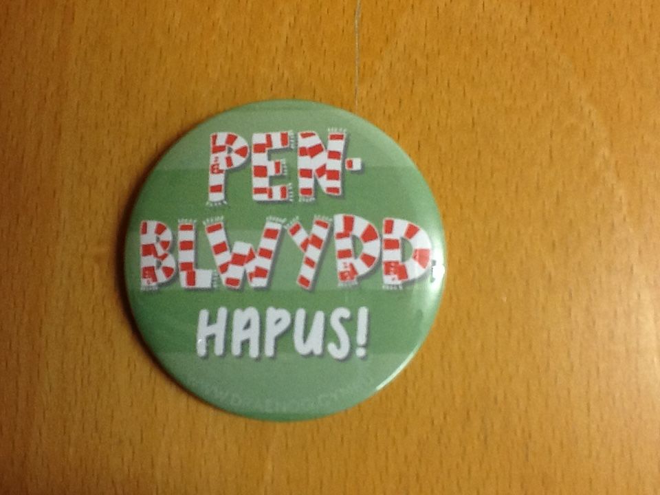 'Penblwydd Hapus' Badge